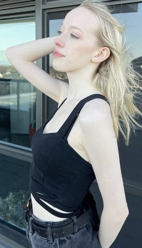 Amybeth McNulty porn onlyfans leak