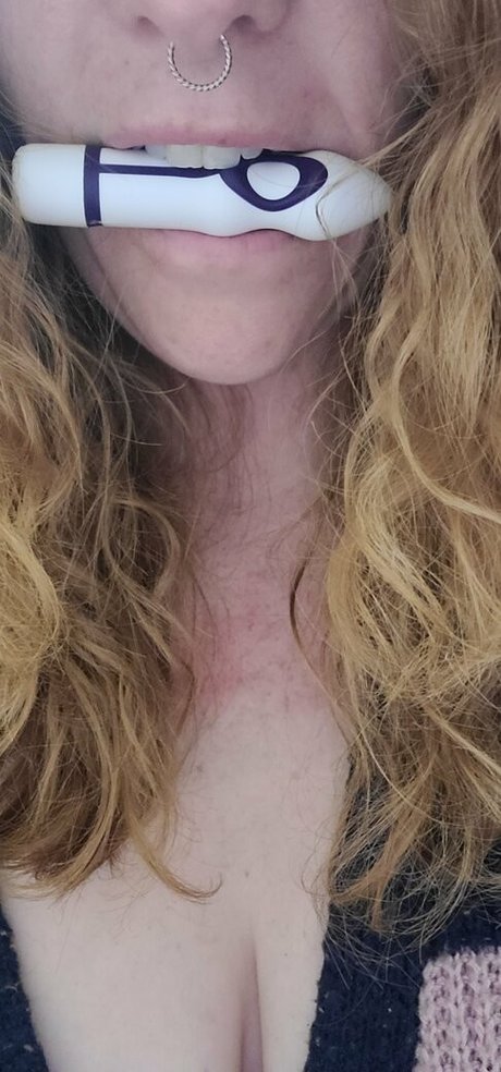 xsarabellumx onlyfans model