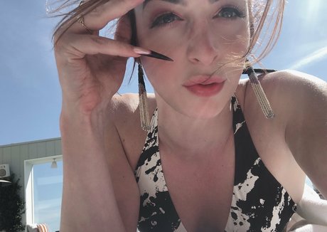 janieblade onlyfans leaked photos