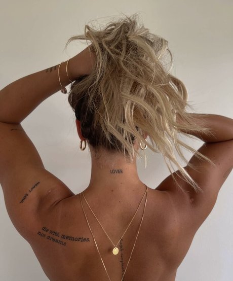 cydneekinslow onlyfans strip tease