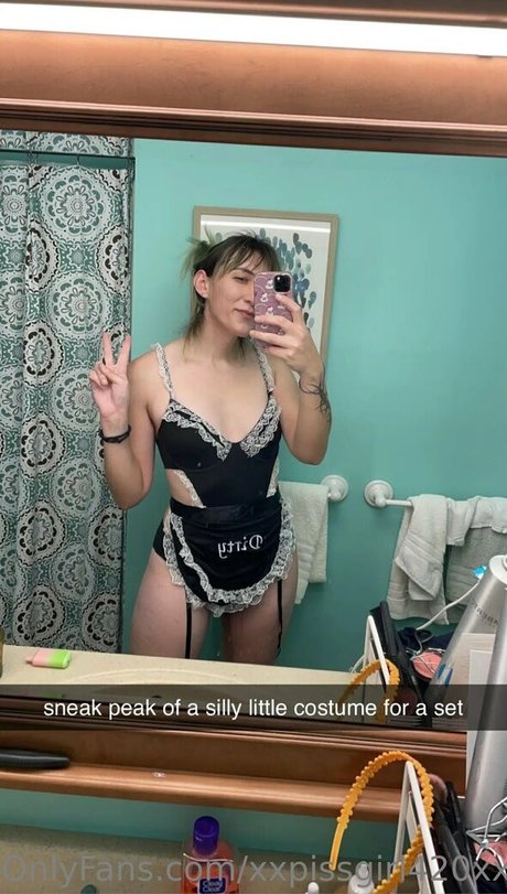 xxpissgirl420xx pics onlyfans