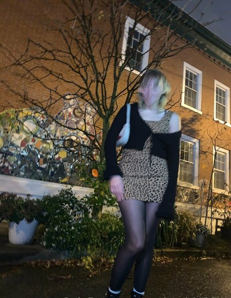 xxpissgirl420xx only fans leak porn