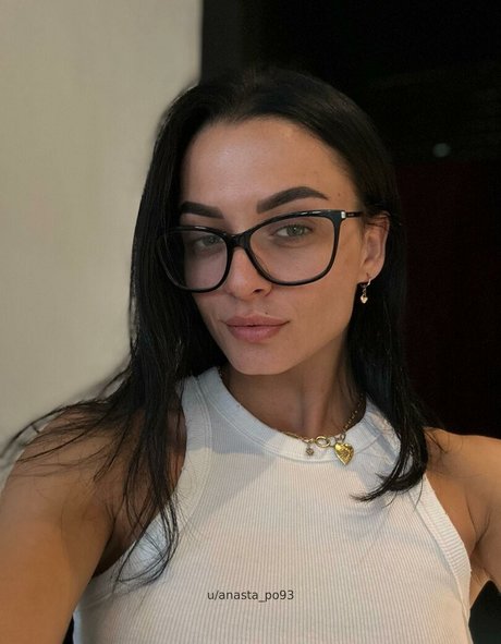 Anasta po93 tits onlyfans