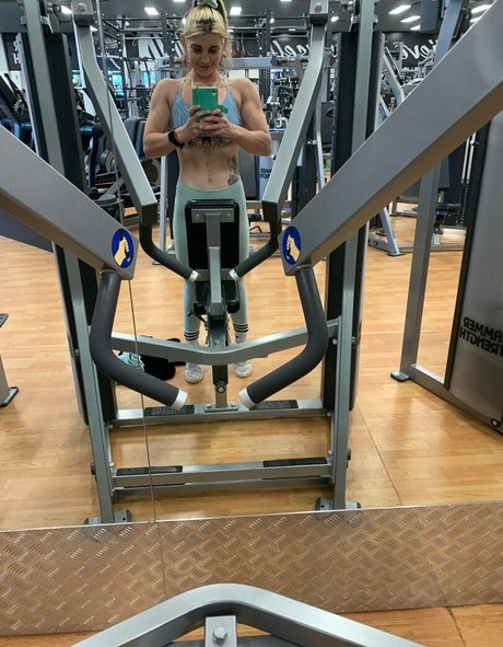 emily gracee onlyfans leak naked