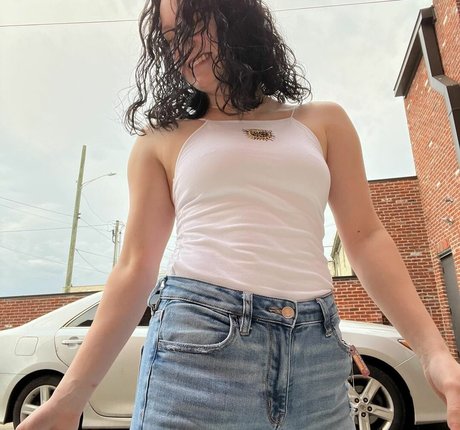 MuscleMommy002 onlyfans pics