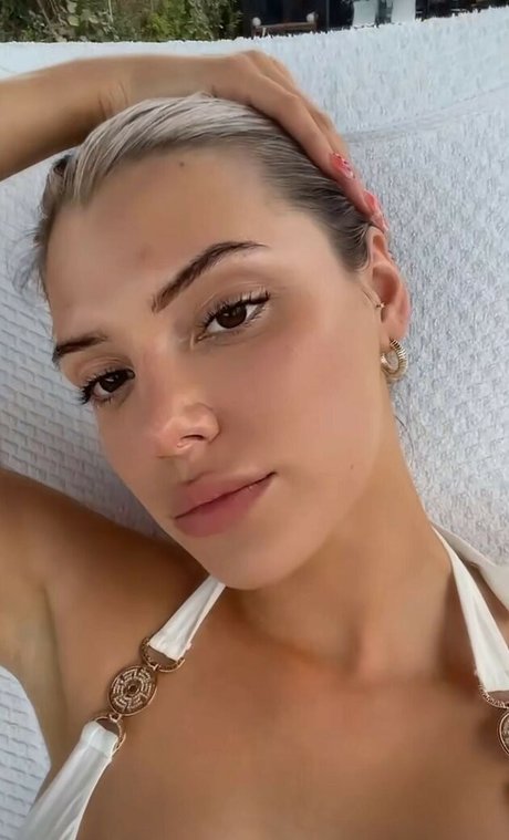 Alissa Violet onlyfans post