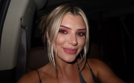 Alissa Violet nude onlyfans