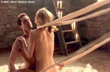 Heather Graham onlyfans leak naked