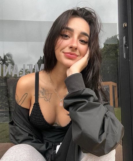 Leticia Caputi Profile pic