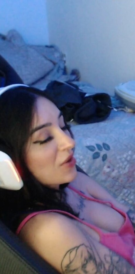 Leticia Caputi onlyfans porn leaks