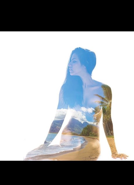 Luna Bloom naked onlyfans