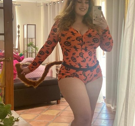 Moxy Mary naked leaked onlyfans