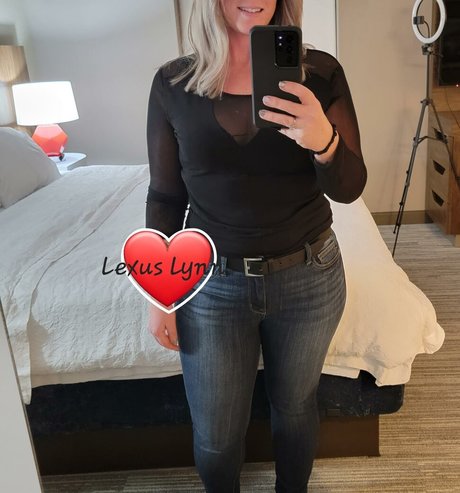 hotwife luvnlife nude only fans
