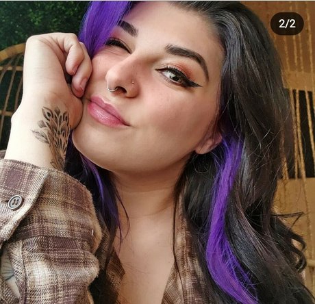 Alluux onlyfans nude