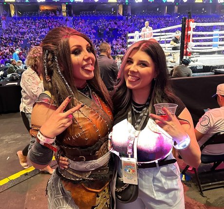 Alluux onlyfans naked leaks