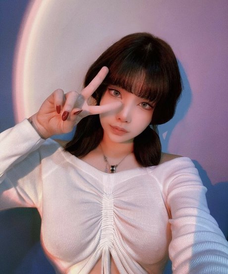 NotShiorii onlyfans nude leaks