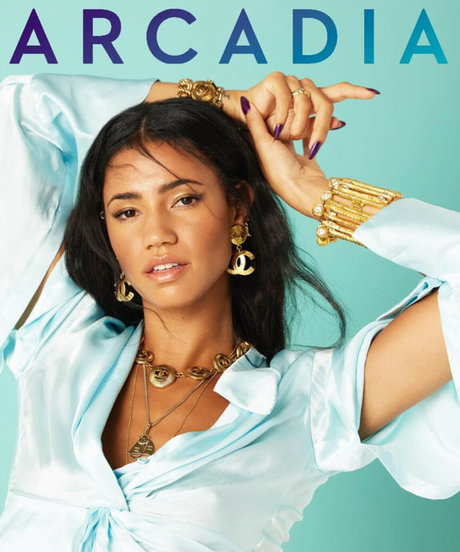 Vick Hope onlyfans model images