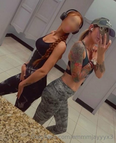 emmmjayyyx3 onlyfans picture