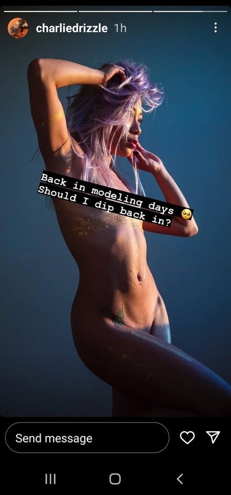 Charliedrizzle onlyfans desnuda