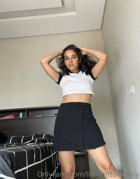 littlemisskimmy onlyfans leaked