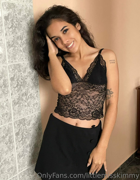 littlemisskimmy only fans leaks porn