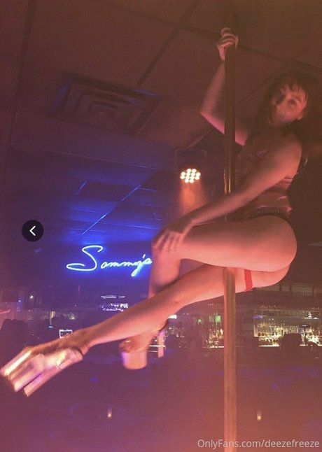 deezefreeze onlyfans porn