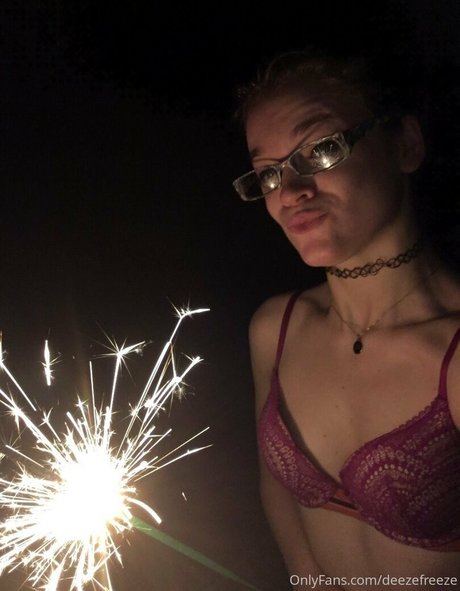 deezefreeze onlyfans model images