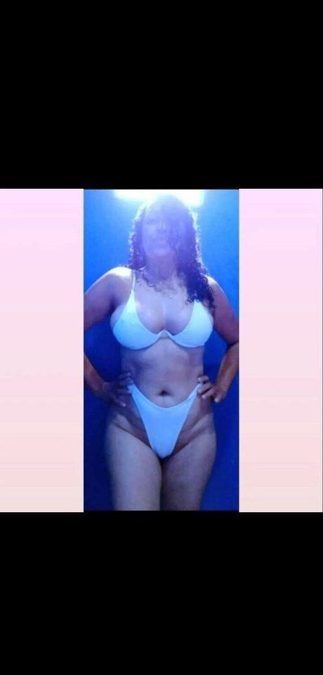 Nita Santos Silva onlyfans strip tease