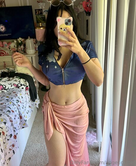 Angel Glitter is on onlyfans