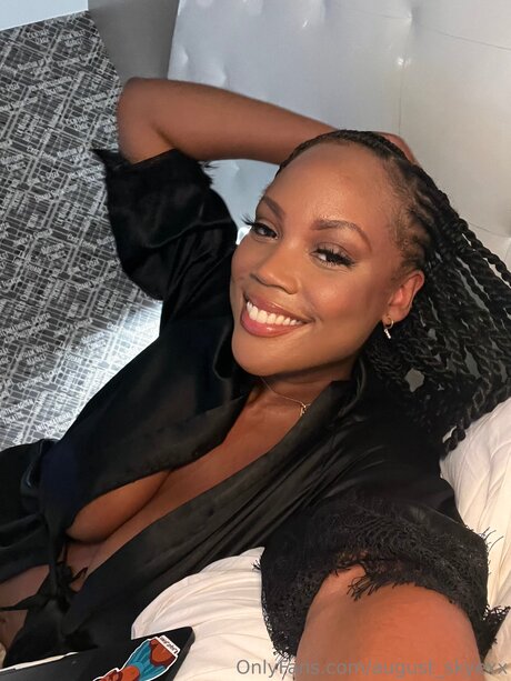 August Skyexx only fans pictures