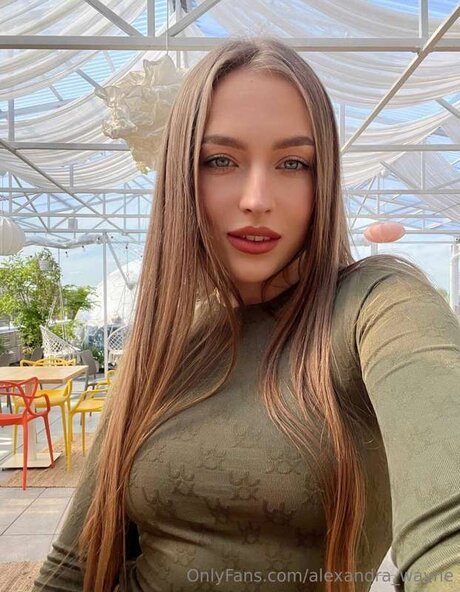 Alexandra Wayne onlyfans x