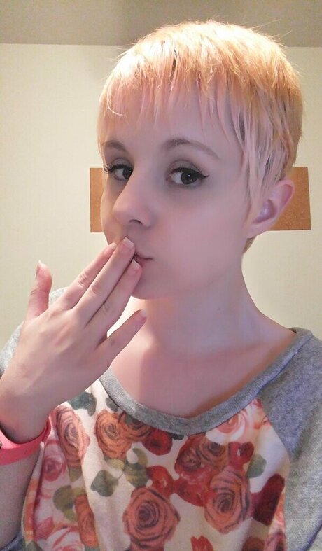 Lydia Sweets onlyfans images