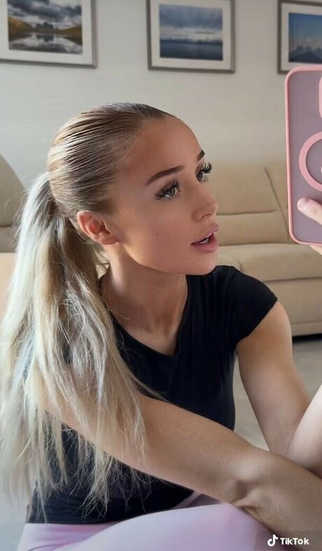 Brynhildurgunnlaugs onlyfans leaked nude