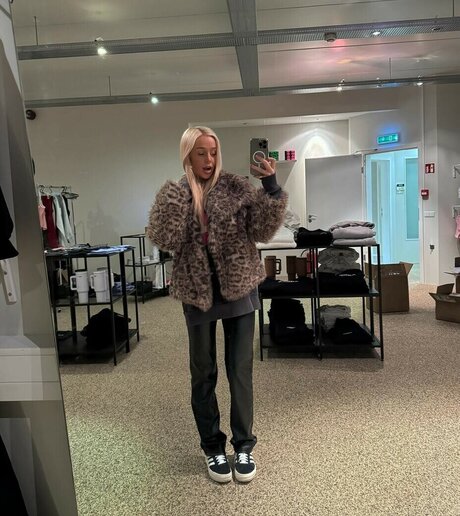 Brynhildurgunnlaugs onlyfans naked