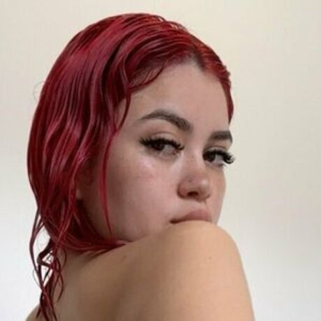 hellenfuentesss feet onlyfans