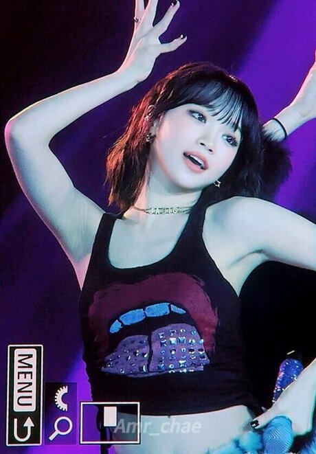 Kim Chaewon xxx onlyfans