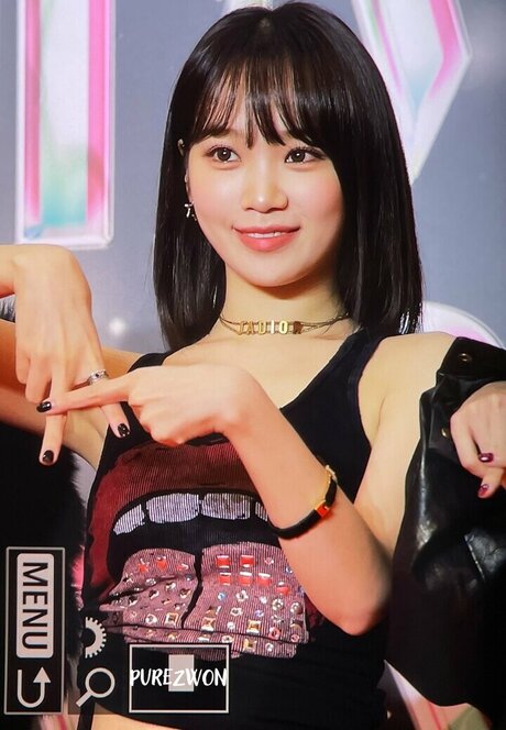 Kim Chaewon leaked onlyfans photos