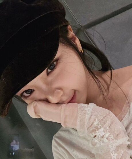 Kim Chaewon onlyfans pics