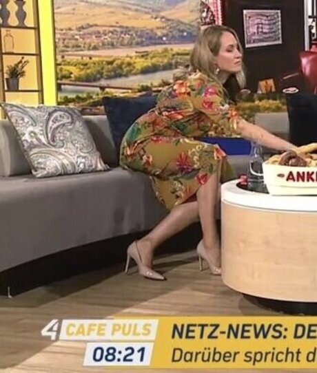 Bianca Schwarzjirg onlyfans star