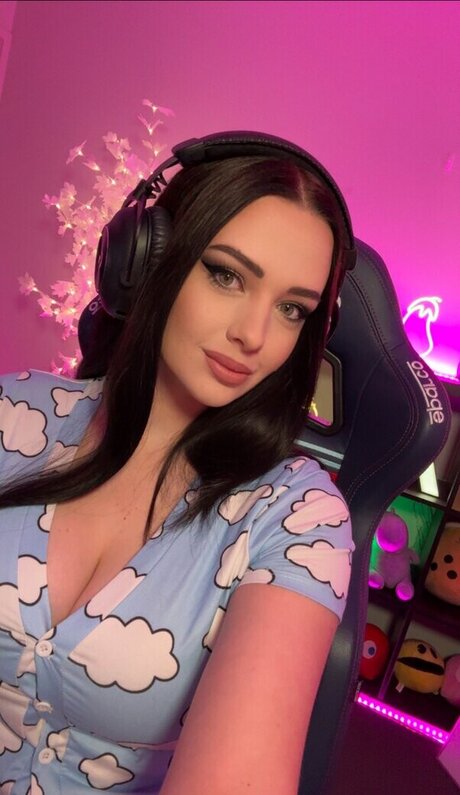 Eleanorsaur free only fans