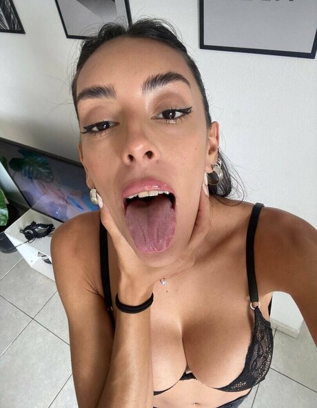 Shoval Nachmani porn onlyfans