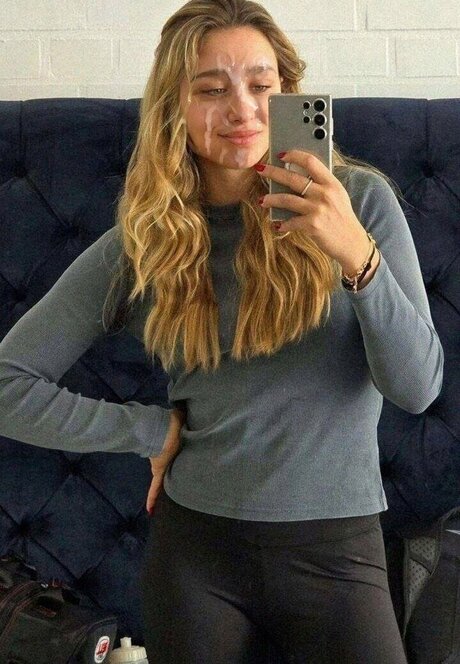 Sophia Fl rsch Profile pic