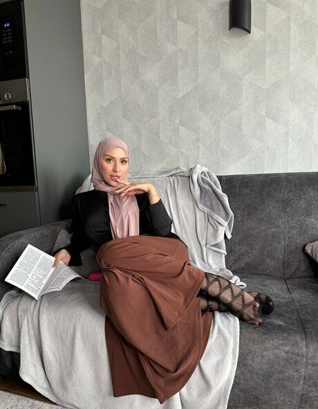 Amira amour onlyfans leajs