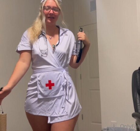 Theroseypawg onlyfans page