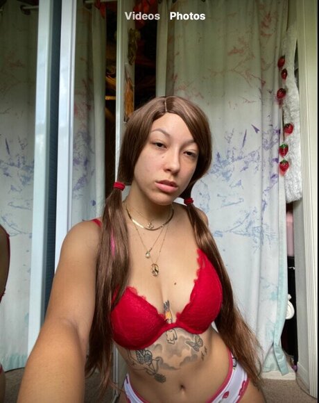 Inpinkyred leaked only fans