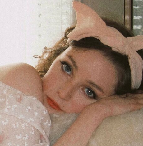 Nicole Dollanganger onlyfans leak