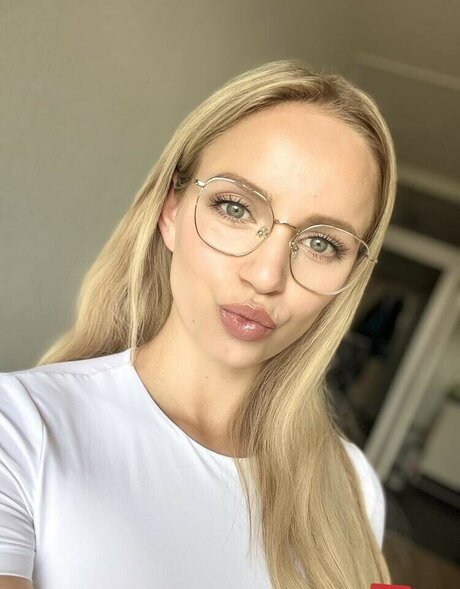 baebaezoe free only fans