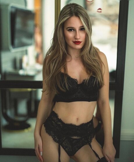 Celine Zed topless onlyfans