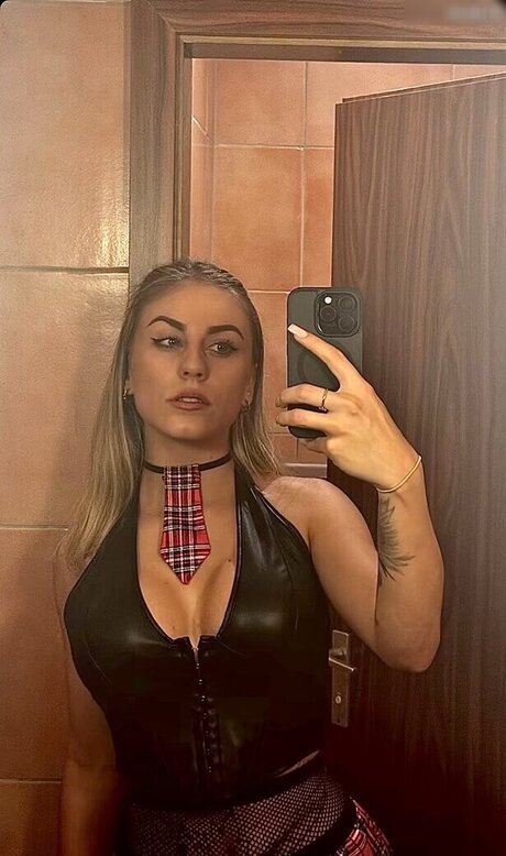 Nele 6X9 boobs onlyfans