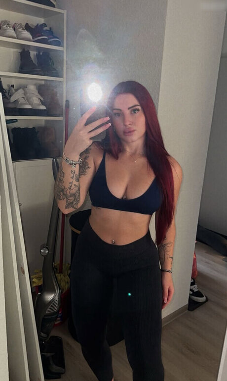 nina buettner fit onlyfans content type